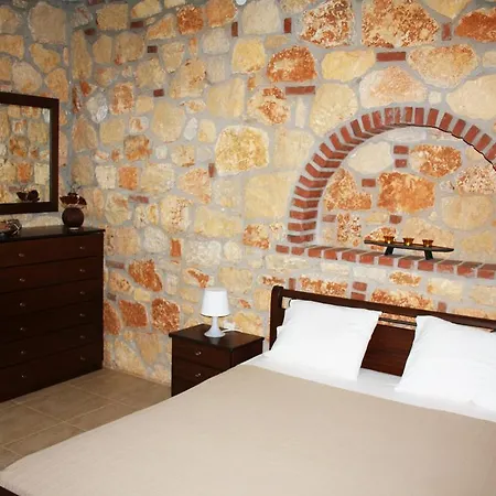 Feriehus Stonehouse Ioannis
