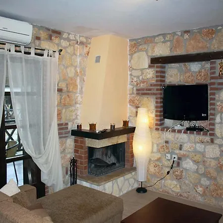 Stonehouse Ioannis * Psakoudia